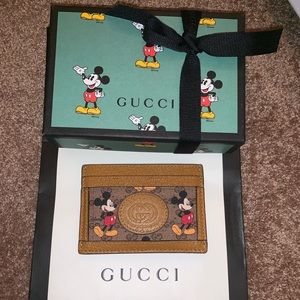 RARE GUCCI MICKEY CARD HOLDER SOLD OUT EVERYWHERE